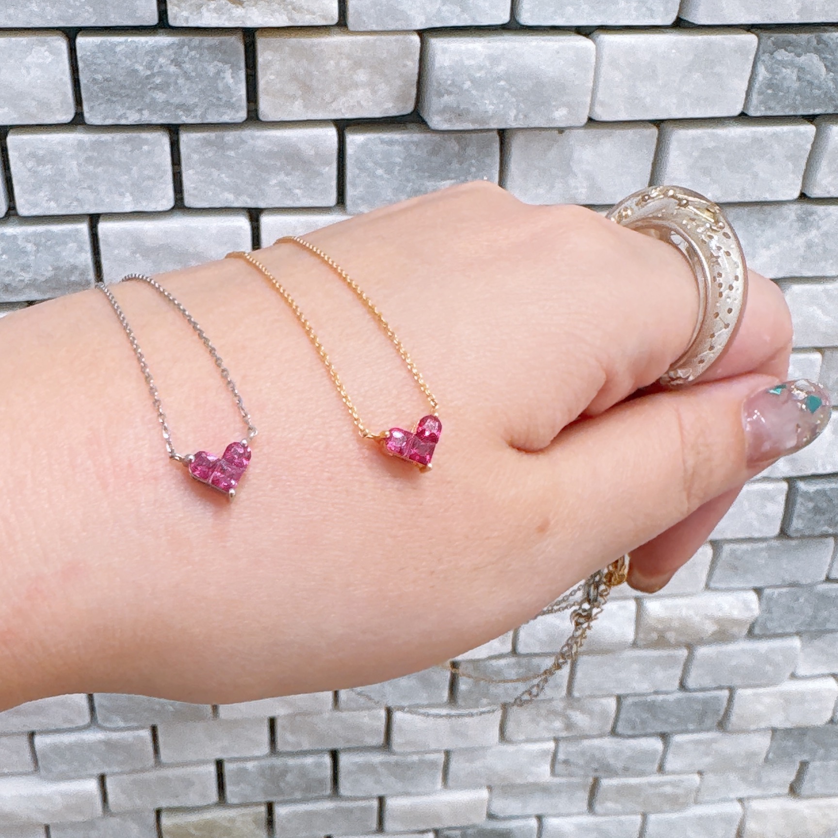 Twelve Stone Pierce 7月誕生石　ルビー Twelve Stone Pierce - 7月誕生石 ルビー | GARNI ONLINE STORE