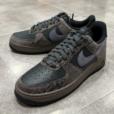 NIKE ナイキ　HAKATA