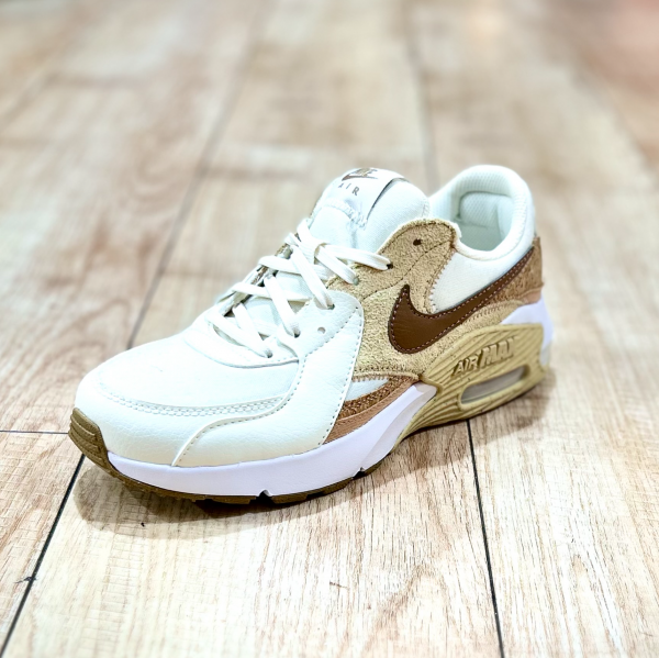 最大80％OFF - 『在庫ロス売買マーケット』 NIKE】スタッフおすすめ商品のご紹介！ ショップ │ │ABC-MART フォーマル・ドレス・スーツ