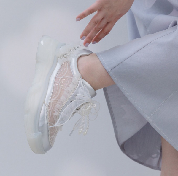 RANDA】華やかさと履き心地を両立した“Decorative Sneakers”発売！ │ランダ │ ショップブログ │ JR博多シティ  アミュプラザ博多